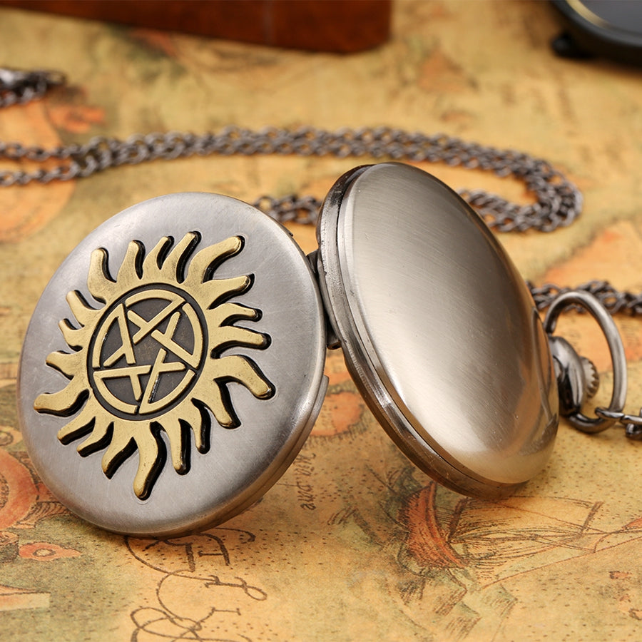 Stylish Vintage Amerasian Quartz Pocket Watch