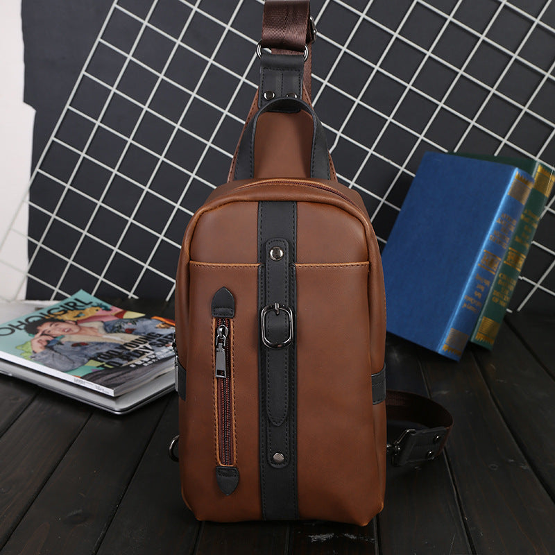 Men&#39;s leather retro chest bag