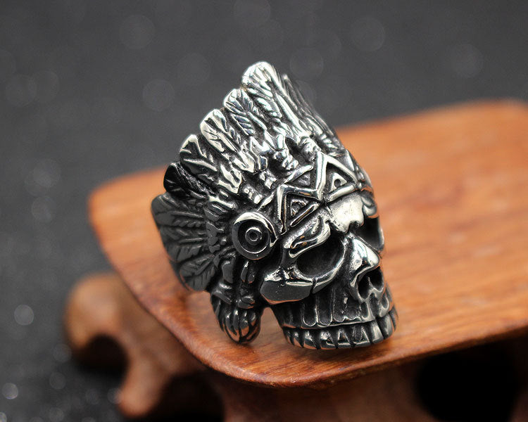 Feather Elder Ghost Head Ring