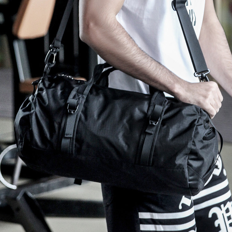 Men&#39;s shoulder sports gym bag