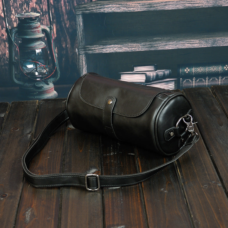 Retro fashion small leather bag
