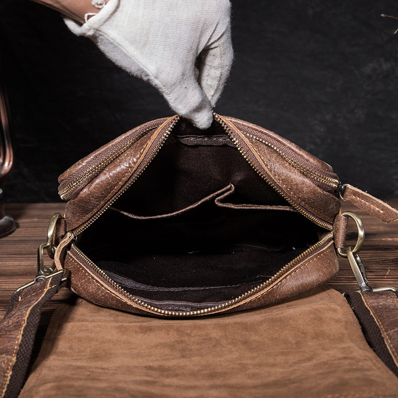 Outdoor shoulder diagonal bag