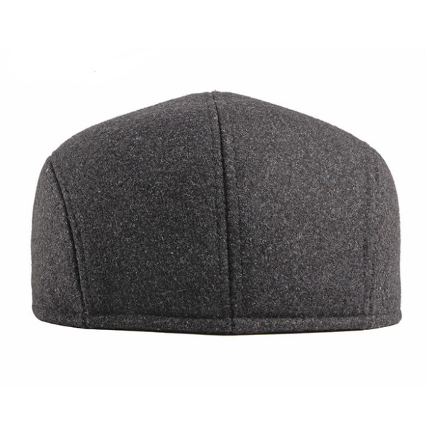 Fleece beret with ear protection