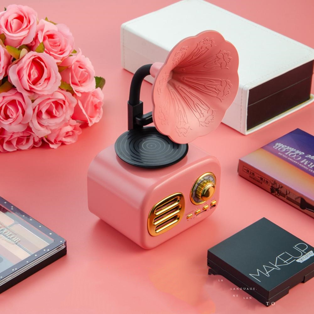 Retro gramophone portable bluetooth speaker