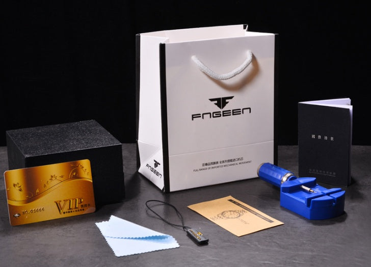 Men&#39;s mechanical watch