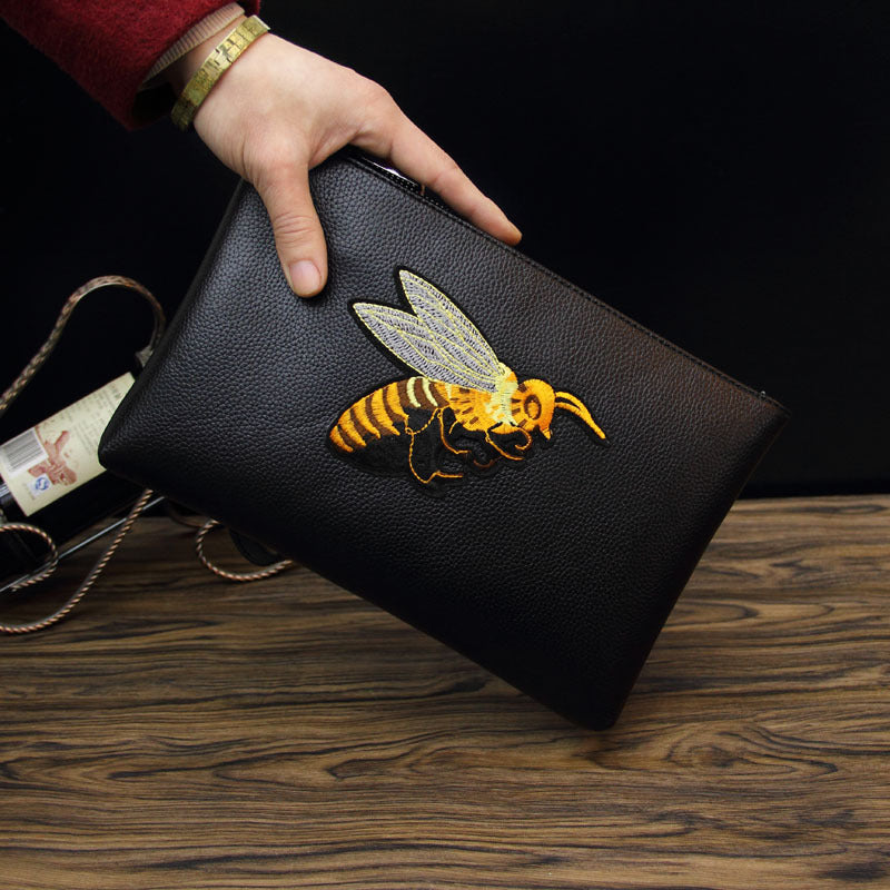 Bee Embroidered Men&#39;s Handheld Envelope Bag
