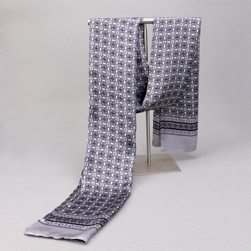 Men&#39;s silk scarf