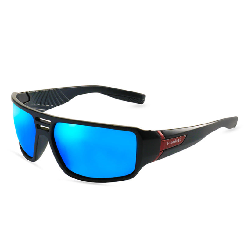 Sporty polarized sunglasses
