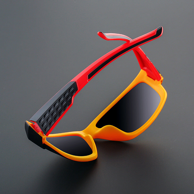 Polarized plastic frame sunglasses