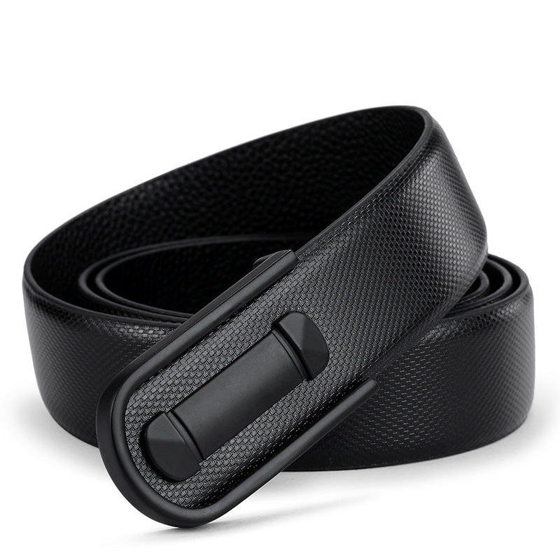 Men&#39;s leather belt with smooth buckle