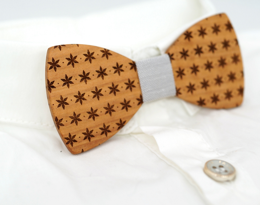 Wooden tie knot