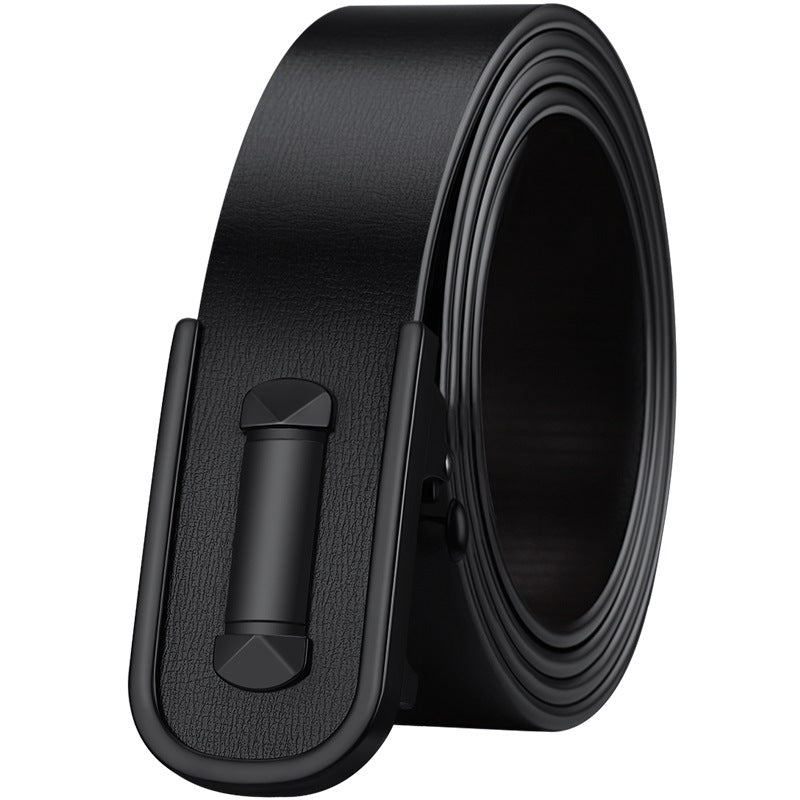 Men&#39;s leather belt with smooth buckle