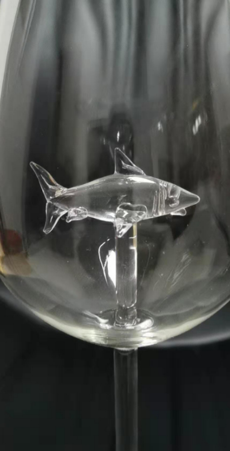 Red Wine Glasses with Shark Inside Goblet Glass Lead-Free Clear Glass for Home Bar Party HFing