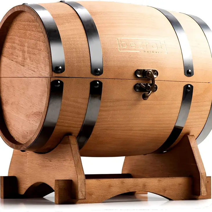 Whiskey Glasses and Accessories in Whiskey Barrel Gift Box