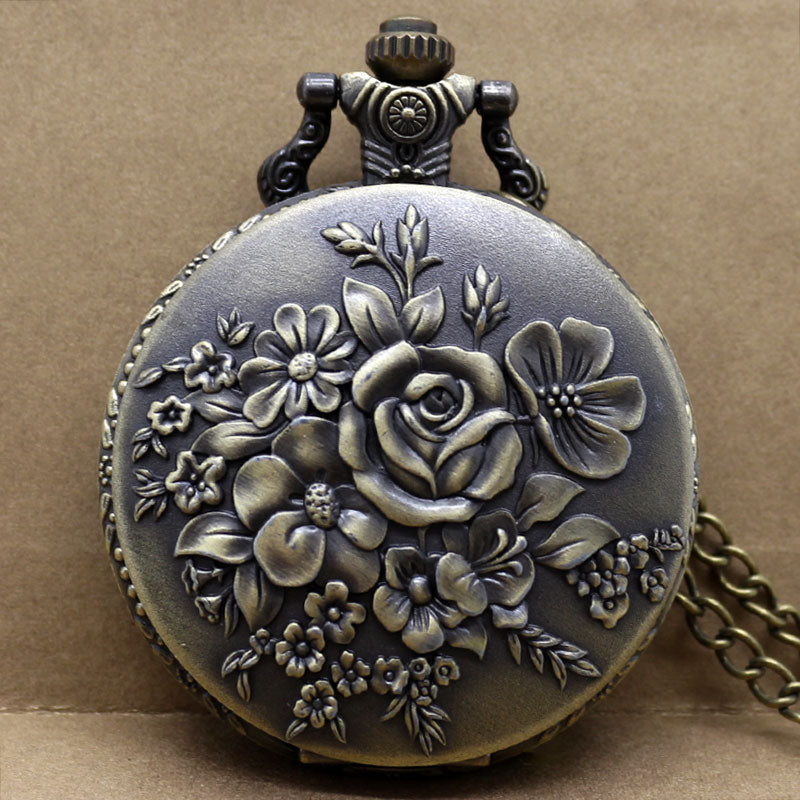 Variety Of Creative Retro Petal Pattern Quartz Large Pocket Watch