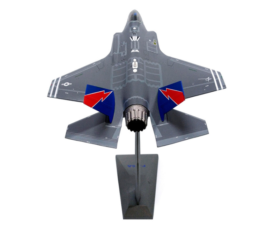 1: 72F35A fighter model