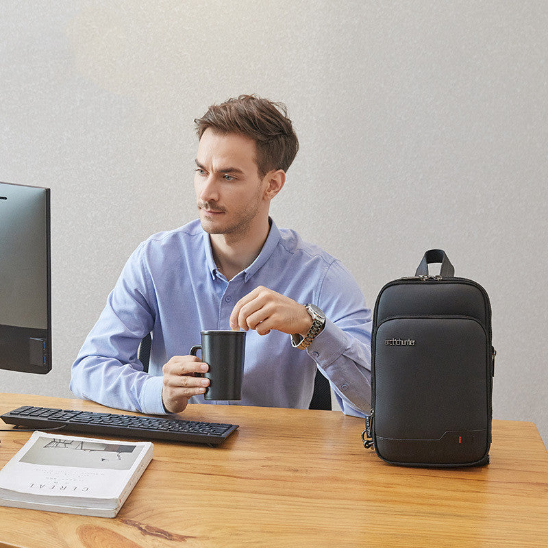 Outdoor Lightweight Men&#39;s Waterproof Shoulder Bag