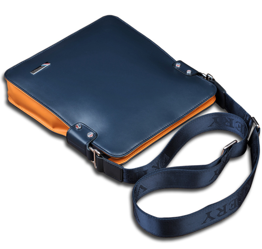 Shoulder bag slung leisure bag