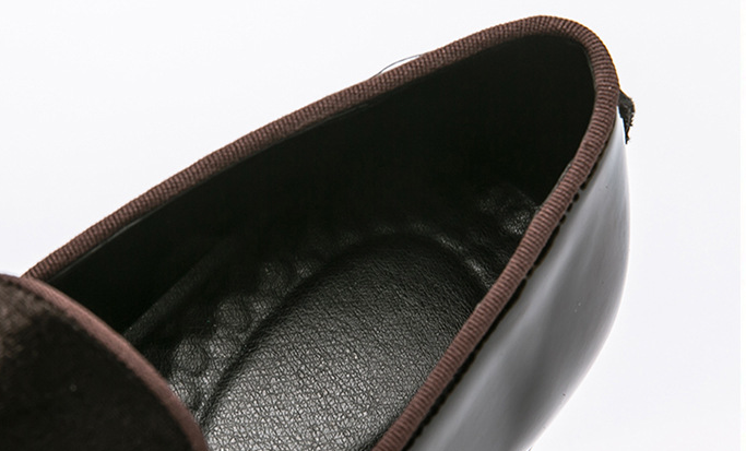 Large Size Men&#39;s Leather Shoes Pointed Toe Business Formal Wear Trend