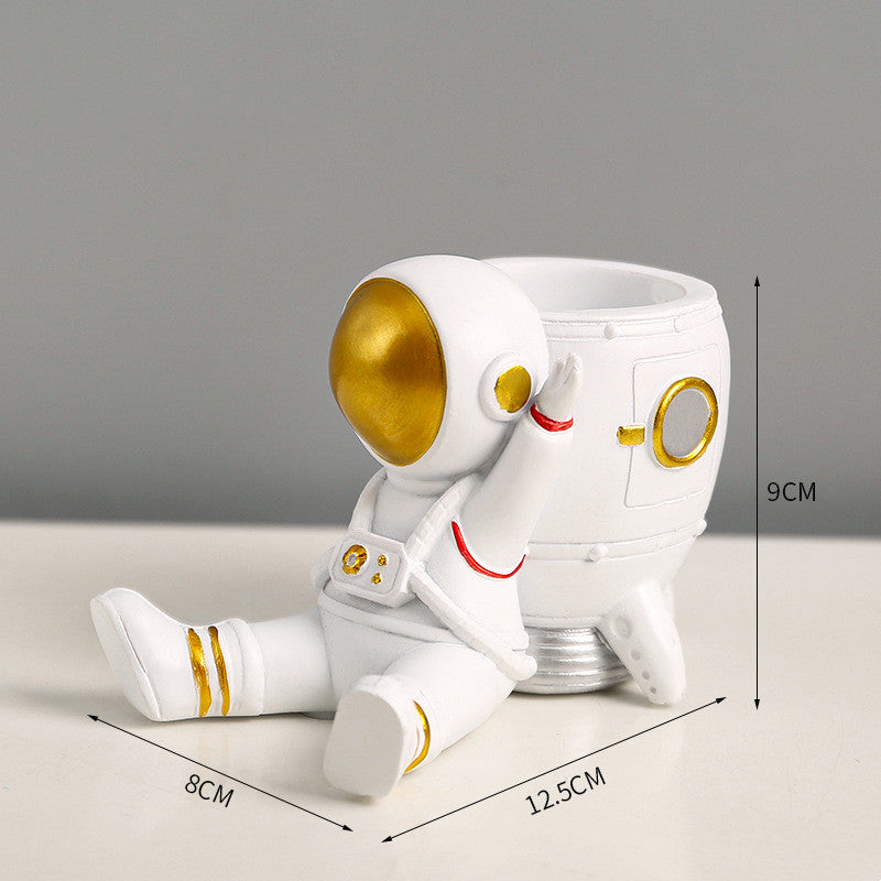 Simple Astronaut Resin Pen Holder Desk Ornament