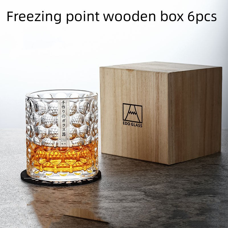 Collect Japanese Whiskey Glasses And Foreign Wine Glasses