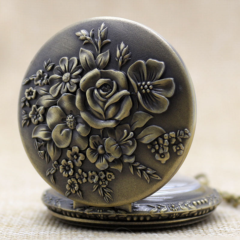 Variety Of Creative Retro Petal Pattern Quartz Large Pocket Watch