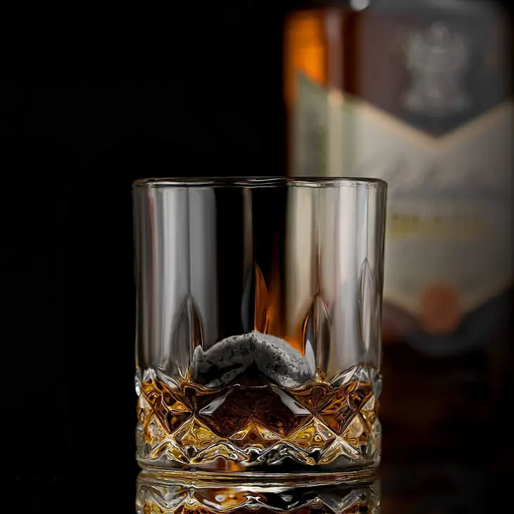 The Connoisseur&#39;s Set - Signature Whiskey Glass Edition