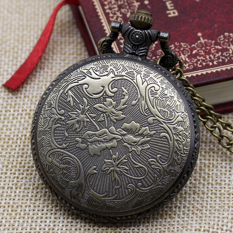 Variety Of Creative Retro Petal Pattern Quartz Large Pocket Watch