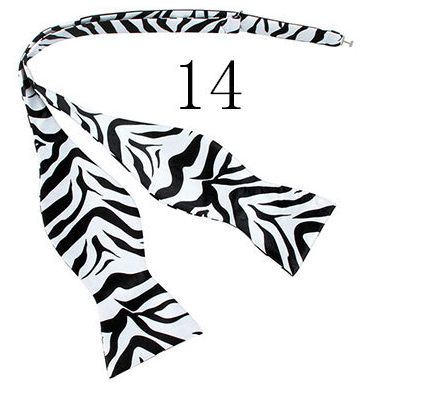 Fashion Tie Color Hand-played Streamer Gourd Collar