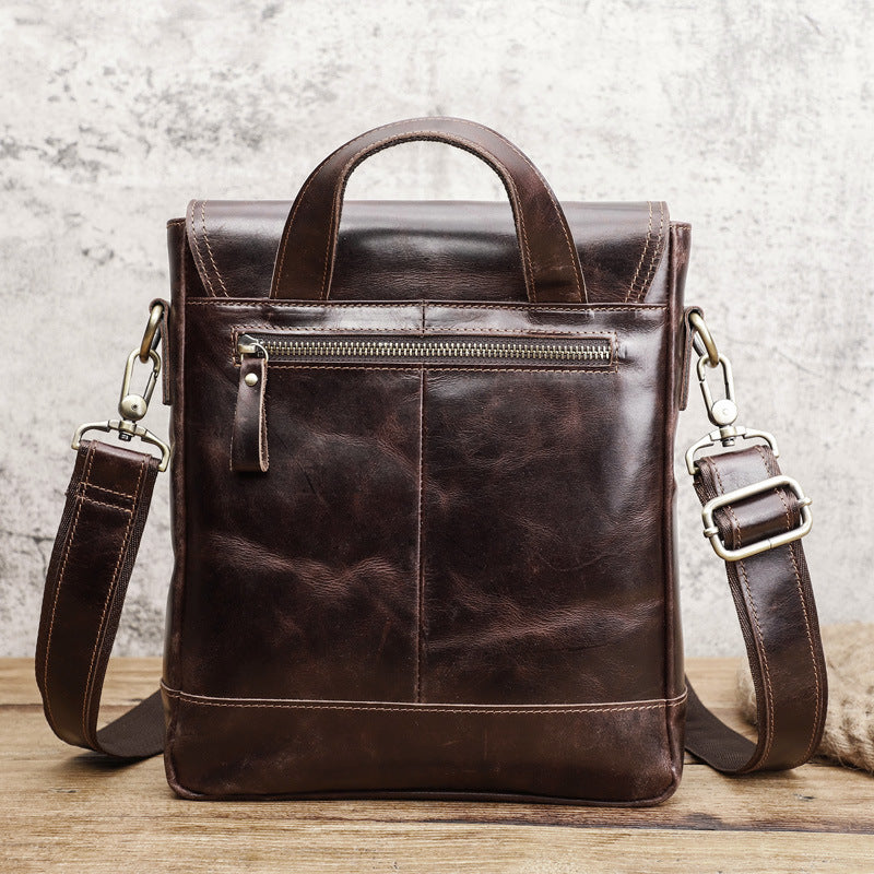 Cowhide Men&#39;s Messenger Bag Fashion Trend