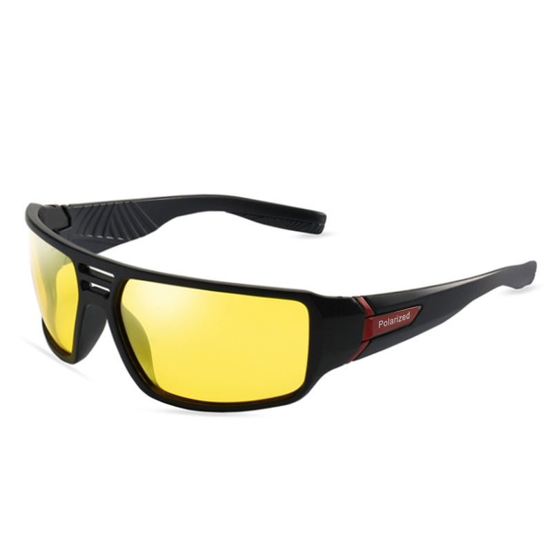 Sporty polarized sunglasses