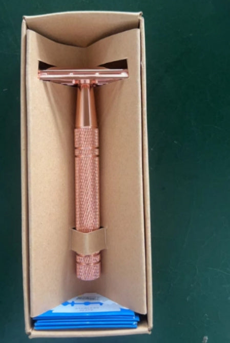 Old-Fashioned Manual Double-Sided Shaving Razor