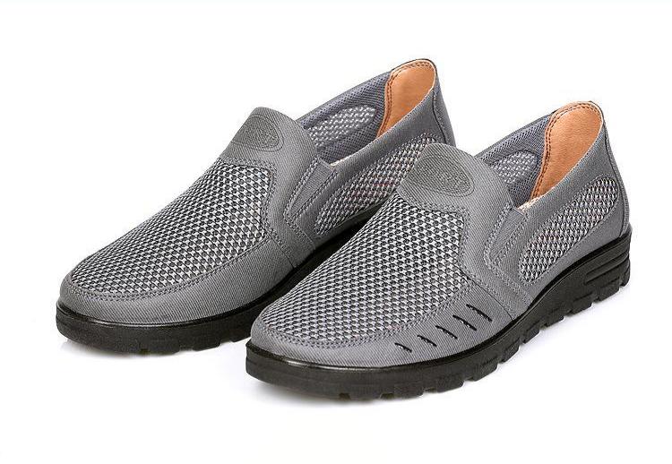 Breathable Mesh Mesh Shoes For The Elderly