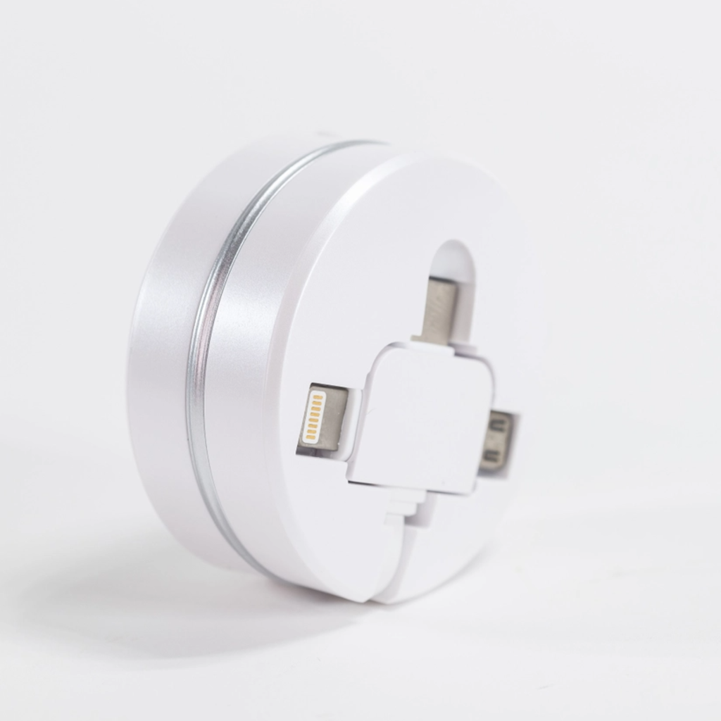 Retracting USB Charger