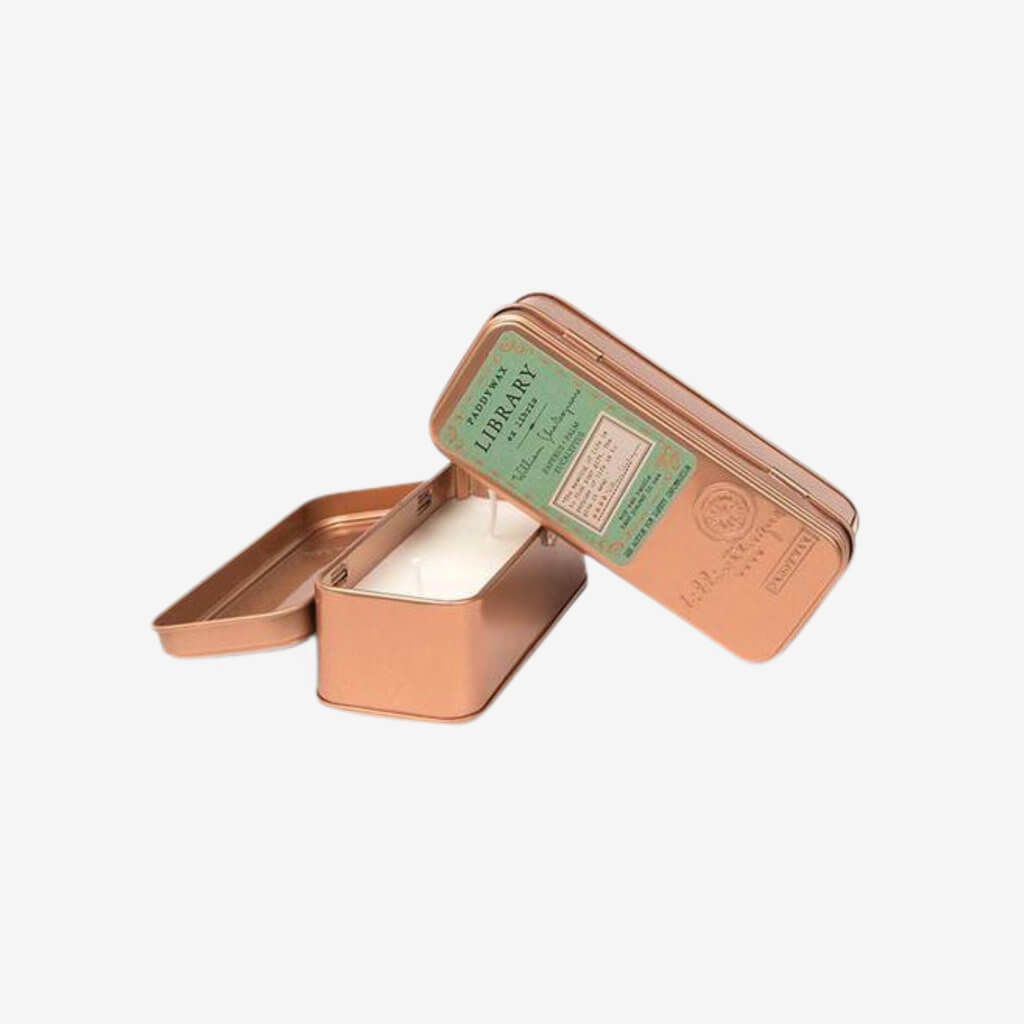 For all the bibliophiles in our lives we present the Library Collection. Pairing favourite quotes with exquisite fragrances, we pay homage to the literary greats.