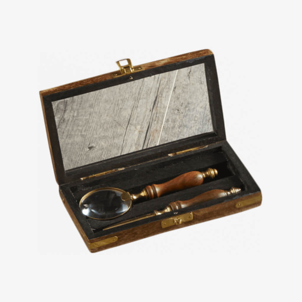 This vintage classic utility is stylish yet functional and adds rustic charm to your home, study or office  Unique and stylish  Functional and comes beautifully packaged in a wood and glass case.   