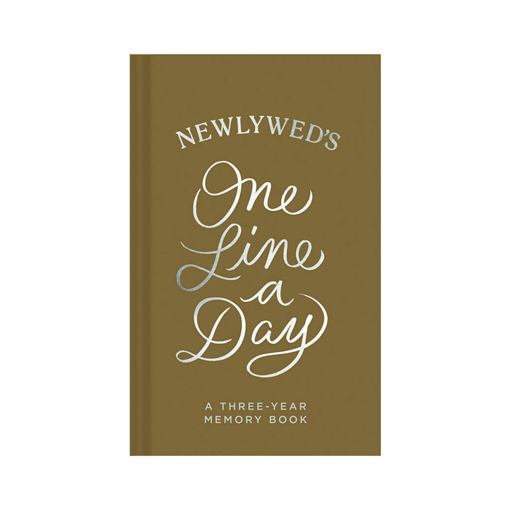 Newlywed&#39;s One Line a Day A Three-Year Memory Book