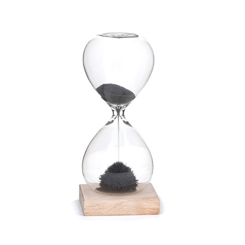 Magnetic Hourglass