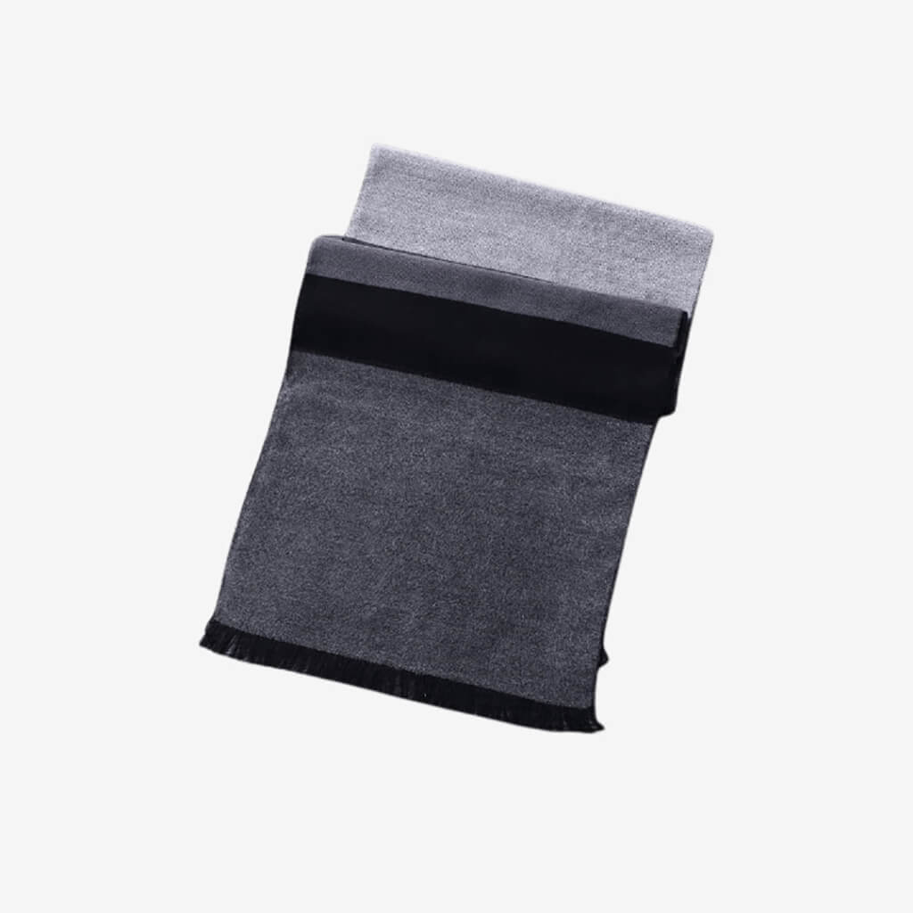 Look like a Mad Man with the Mad Style Heritage Scarf for men.  It&#39;s double-sided plaid and striped prints allows men to wear this wardrobe staple in multiple ways. The Heritage Scarf is a great men&#39;s winter accessory, and would be an amazing gift for your special guy. Double-sided woven prints create dimension and give you more styling options. Simple stripe and plaid patterns keep this men&#39;s scarf fresh and fashion forward.  Fringed hem