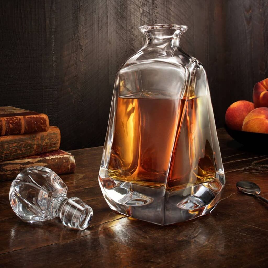 Aurora Crystal Whiskey Decanter - The Gifted Man