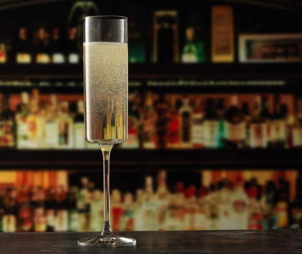 Claire Champagne Glasses, 5.7 Oz Set of 2 - The Gifted Man