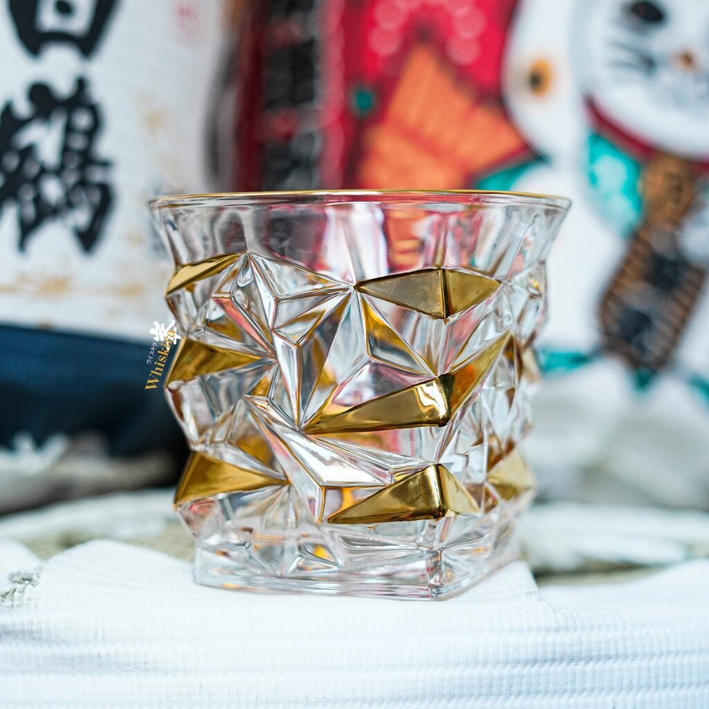 Golden Whiskey Tumblers Set - The Gifted Man