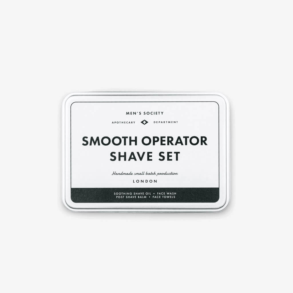 Contains Five step shaving guide. Get the most out of the effective, natural products. Cleansing Face Wash. 50ml. Take the opportunity to freshen up and keep the look clean. Soothing Shave Oil. 50ml. Keep it smooth and close. Reduces irritation. Improves glide. Post Shave Balm. 50ml. Let&#39;s make razor burn a thing of the past. Hot cloth Face Towels. Soothes the skin after you shave.